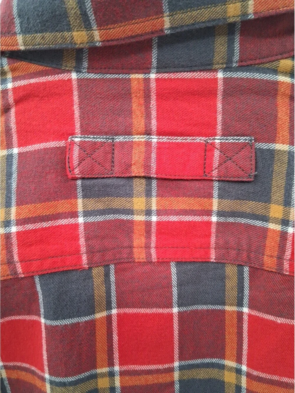 Duluth Flannel Shirt Men’s Medium Tall Red Free Swingin' Relaxed Fit Work Plaid
